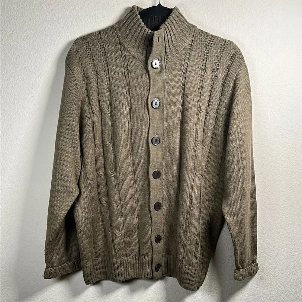 Oscar de La Renta Cardigan Button Sweater
